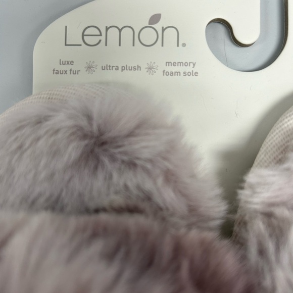 Lemon Watercolor Faux Fur Slides - Picture 4 of 6
